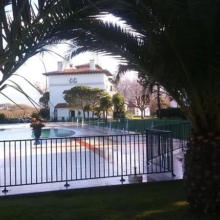 Exclusif Dans Le Domaine De Bordaberry Urrugne
