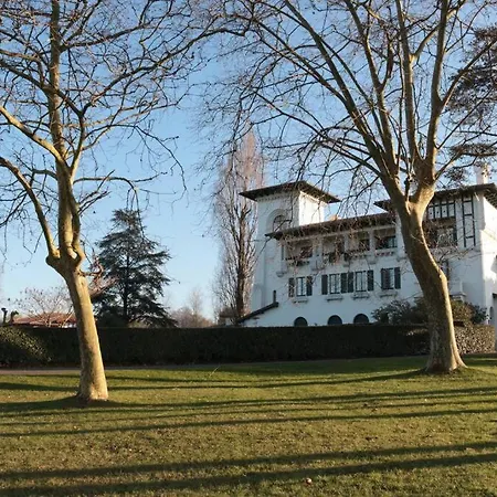 Apartment Exclusif Dans Le Domaine De Bordaberry
